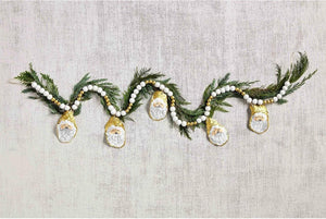 Mud Pie Home Santa Painted on Oyster Shell Christmas Beach Gold Garland